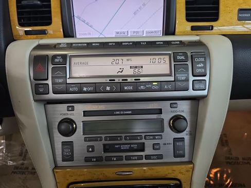 Used 2002 Lexus SC 430 Convertible RWD image 27