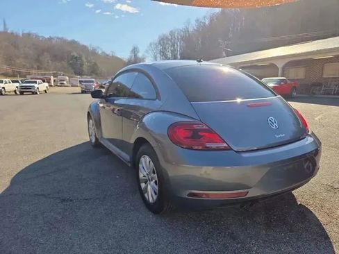 Used 2017 Volkswagen Beetle 1.8T FWD image 4