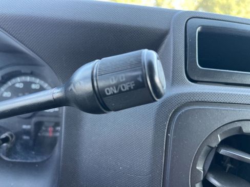 Used 2011 Ford E-150 and Econoline 150 w/ PWR Group image 25