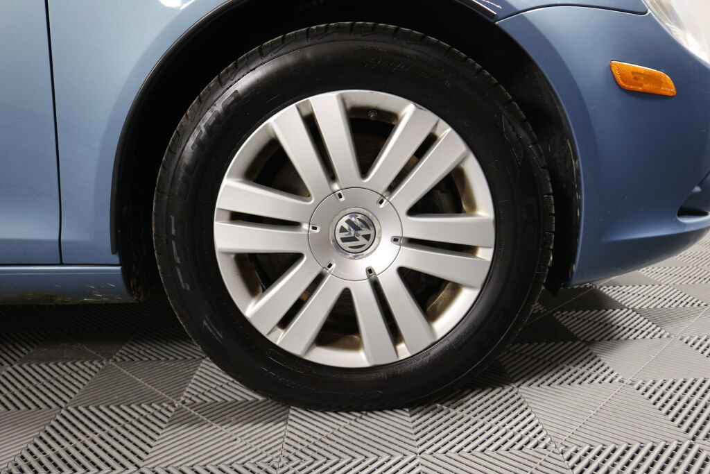 Used 2008 Volkswagen Eos 2.0T FWD image 7