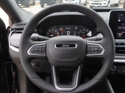 New 2026 Jeep Compass Latitude image 25