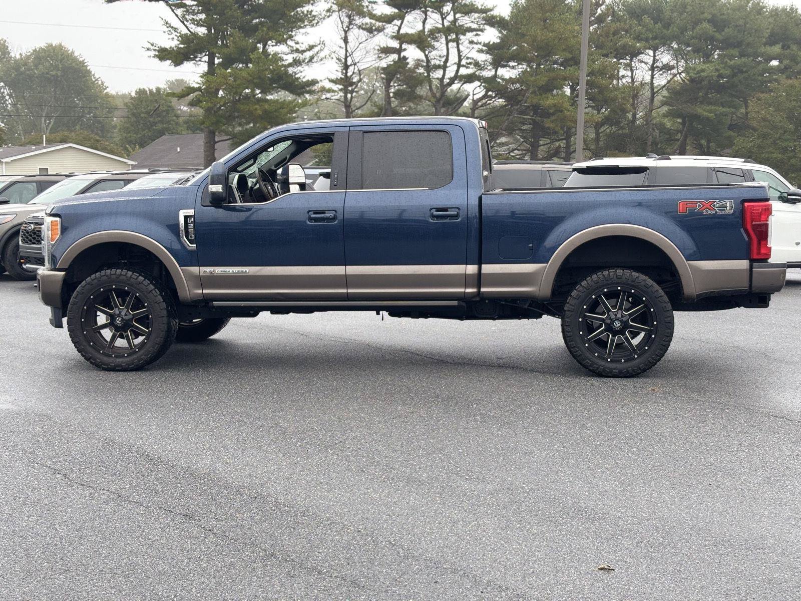 Used 2019 Ford F250 King Ranch w/ King Ranch Ultimate Package AWD/4WD image 5