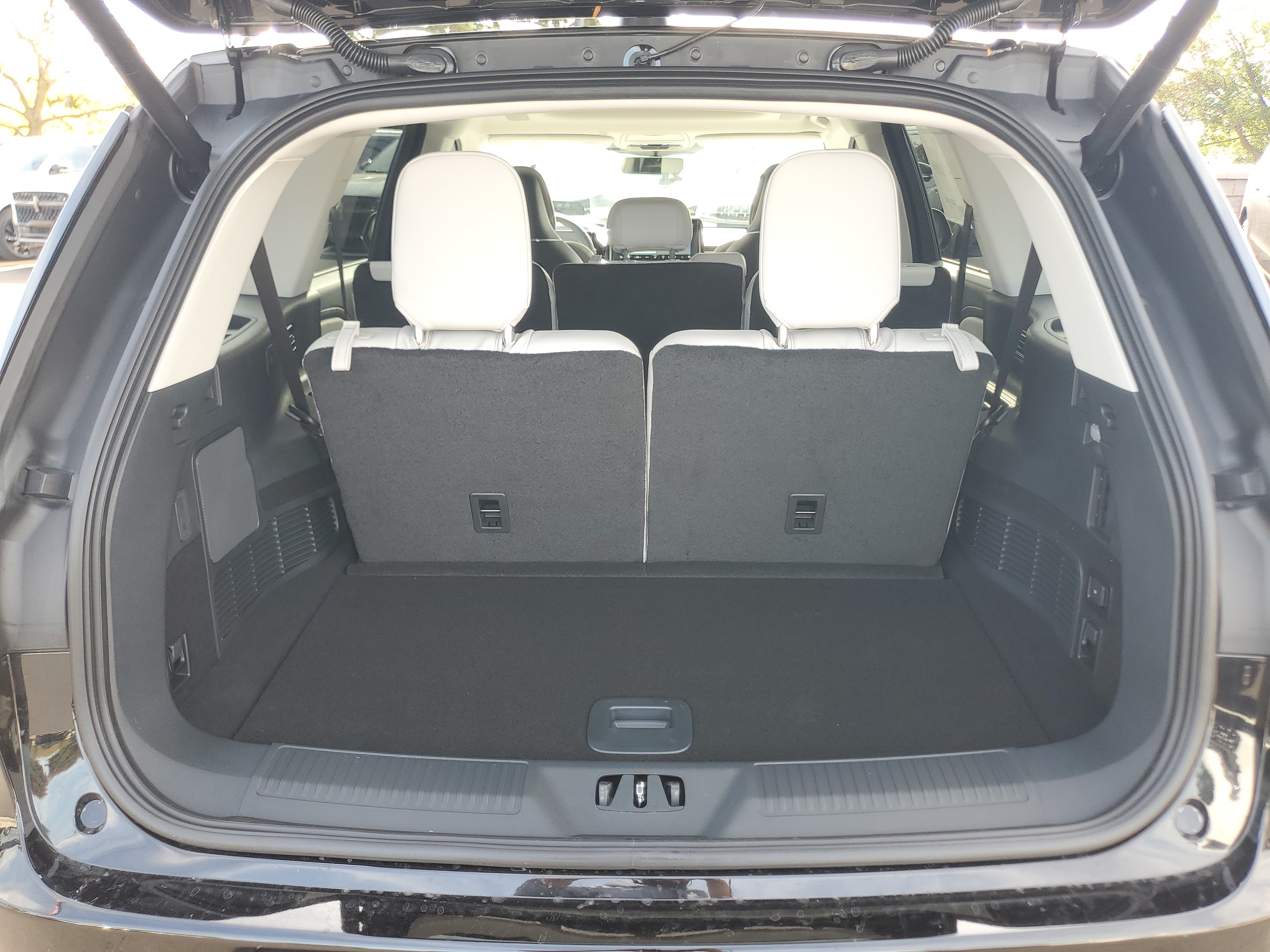 New 2027 Lincoln Aviator Reserve AWD/4WD image 29