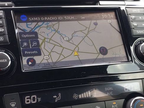 Used 2017 Nissan Rogue SL w/ SL Premium Package image 24