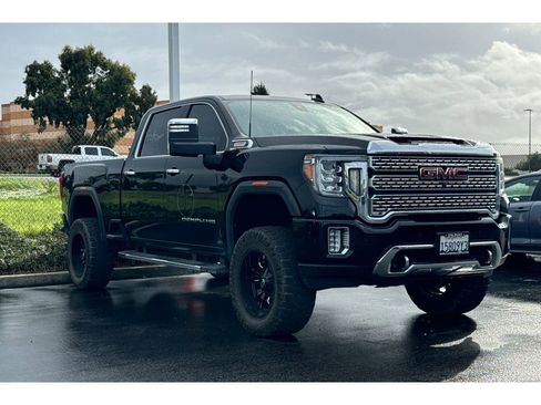 Used 2021 GMC Sierra 3500 Denali w/ Denali Ultimate Package image 2