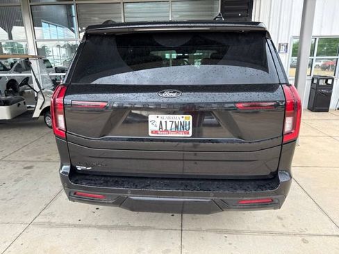 Used 2026 Ford Expedition Platinum w/ Stealth Appearance Package AWD/4WD image 13