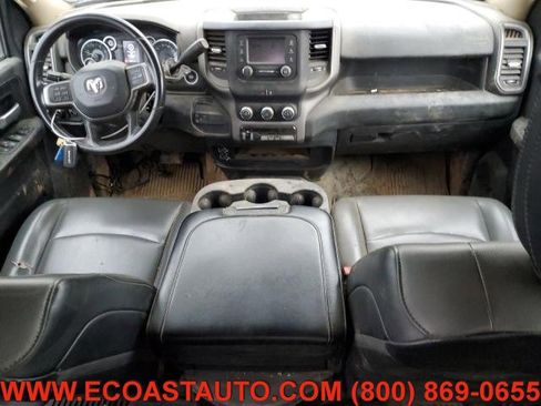 Used 2019 RAM 3500 Tradesman w/ Chrome Appearance Group image 9