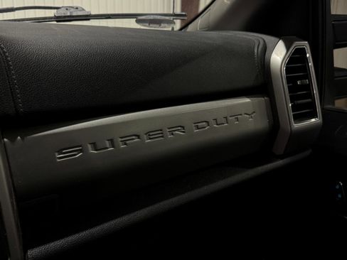Used 2019 Ford F350 Lariat w/ Lariat Value Package image 27