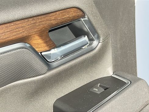 New 2026 Chevrolet Silverado 2500 High Country w/ High Country Premium Package AWD/4WD image 15
