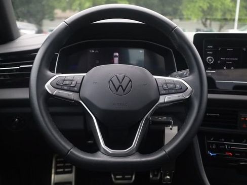 Certified 2025 Volkswagen Jetta Sport FWD image 7