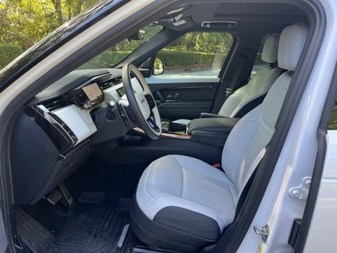 Certified 2024 Land Rover Range Rover Sport Dynamic SE AWD/4WD image 5
