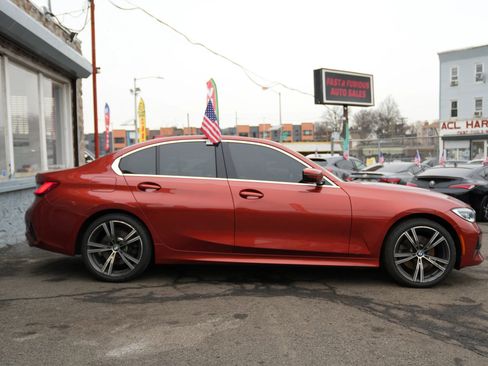 Used 2021 BMW 330i xDrive Sedan w/ Convenience Package image 5