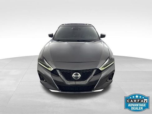 Used 2020 Nissan Maxima SR w/ Sport Mat Group FWD image 2