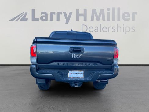 Certified 2023 Toyota Tacoma TRD Off-Road image 4