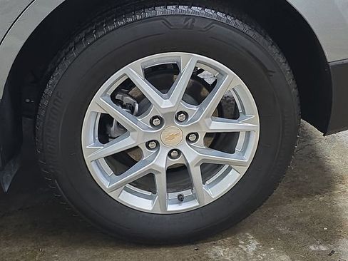 Used 2024 Chevrolet Equinox LT w/ LPO, Floor Liner Package image 33