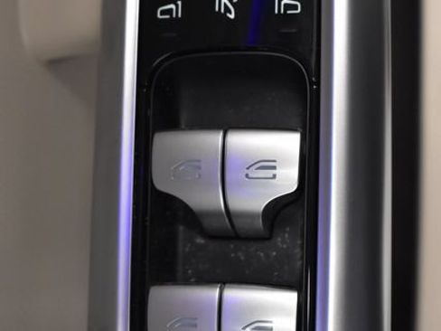 New 2026 Mercedes-Benz C 300 4MATIC Sedan image 21