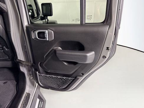 Used 2023 Jeep Gladiator Mojave w/ Trailer Tow Package AWD/4WD image 27