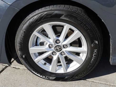 Used 2025 Toyota Camry LE AWD/4WD image 12