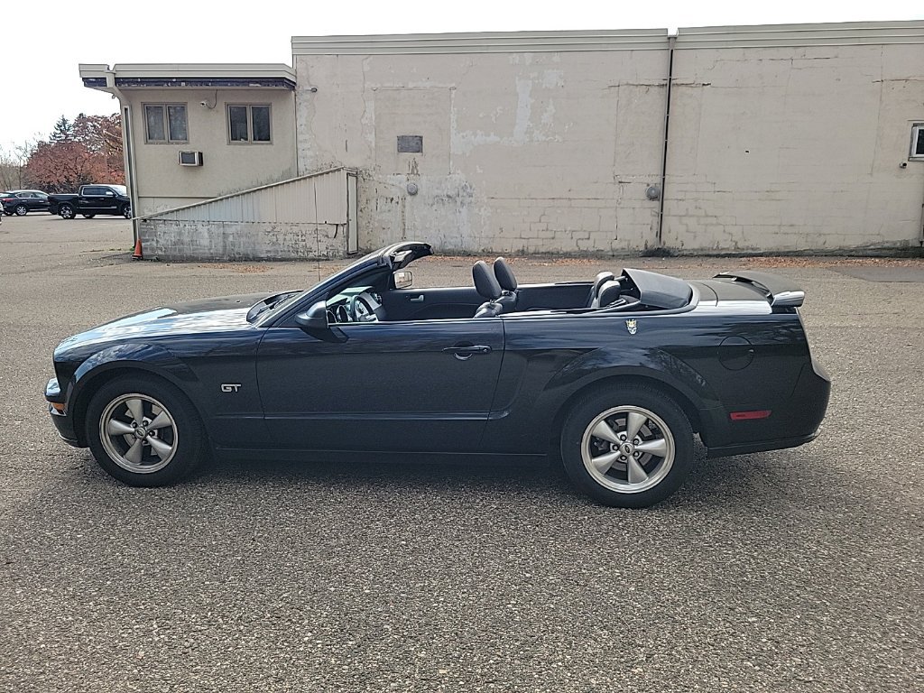 Used 2007 Ford Mustang GT Premium RWD image 32