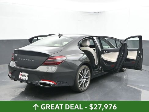 Used 2024 Genesis G70 2.5T image 57