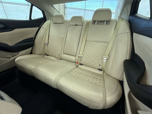Used 2021 Nissan Maxima Platinum w/ Sport Mat Group image 42