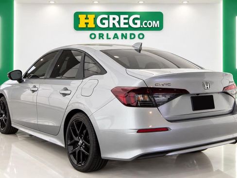 Used 2025 Honda Civic Sport image 2
