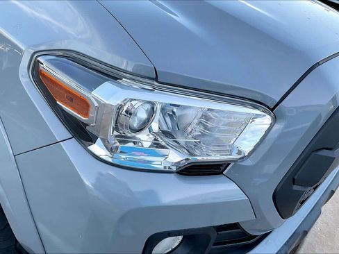 Used 2021 Toyota Tacoma SR5 image 27