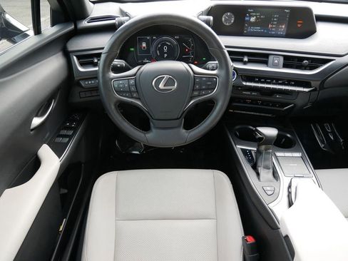Used 2020 Lexus UX 250h w/ Premium Package image 13