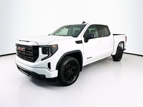Used 2024 GMC Sierra 1500 Elevation AWD/4WD image 3