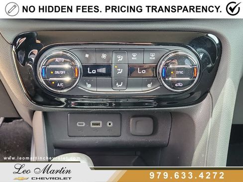 Used 2023 Buick Encore GX Select FWD image 25