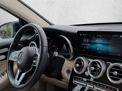 Certified 2022 Mercedes-Benz GLC 300 image 22