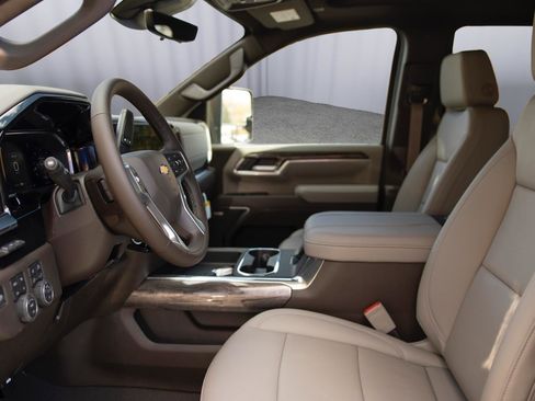 New 2026 Chevrolet Silverado 2500 LTZ w/ LTZ Plus Package image 11