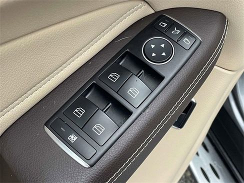 Used 2018 Mercedes-Benz GLE 350 image 16