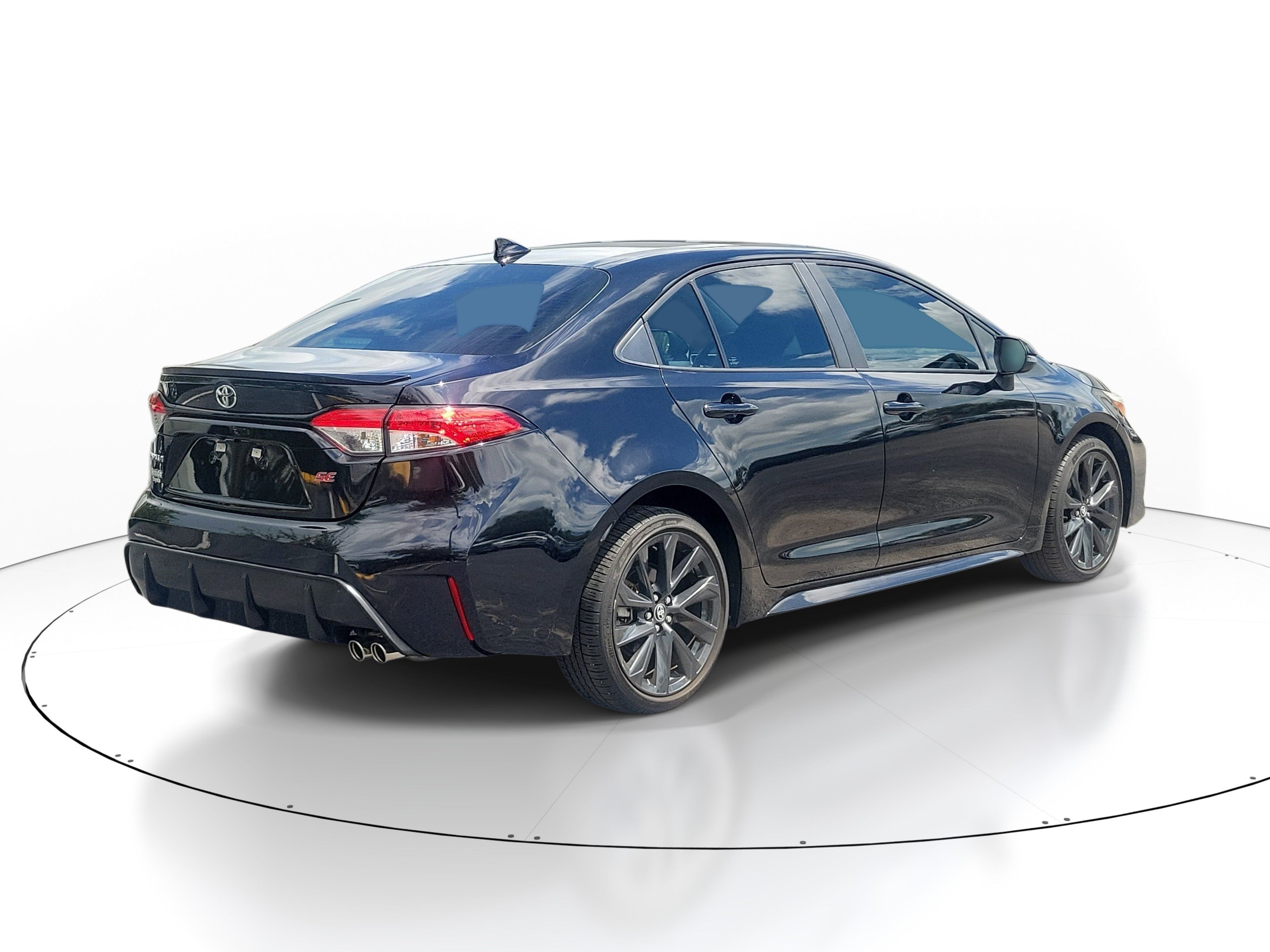 Certified 2023 Toyota Corolla SE FWD image 5