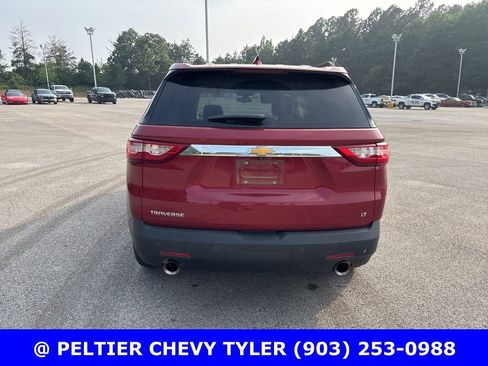 Used 2020 Chevrolet Traverse LT FWD image 6
