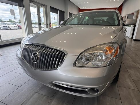 Used 2010 Buick Lucerne CX FWD image 5