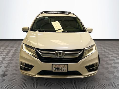 Used 2020 Honda Odyssey Elite image 2