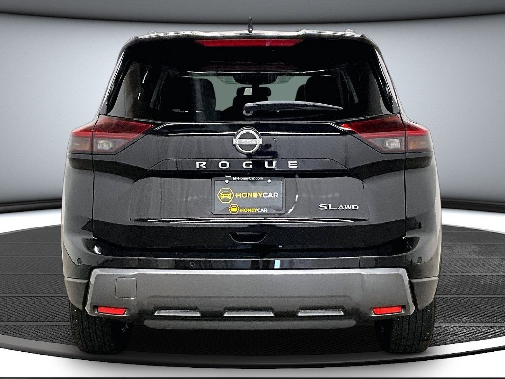 Used 2026 Nissan Rogue SL AWD/4WD image 5