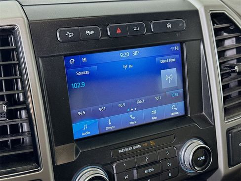 Used 2018 Ford F150 Lariat w/ Equipment Group 502A Luxury image 28