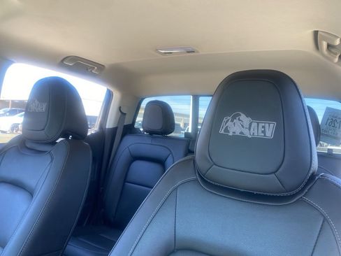 Used 2022 Chevrolet Colorado ZR2 w/ Colorado ZR2 Bison Edition image 14