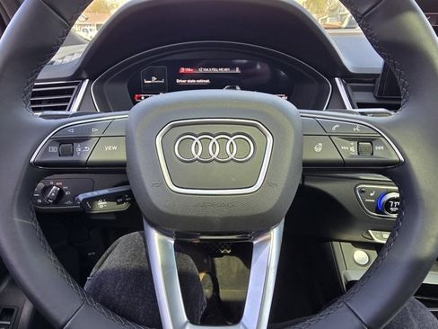 Used 2025 Audi Q5 2.0T Premium image 37