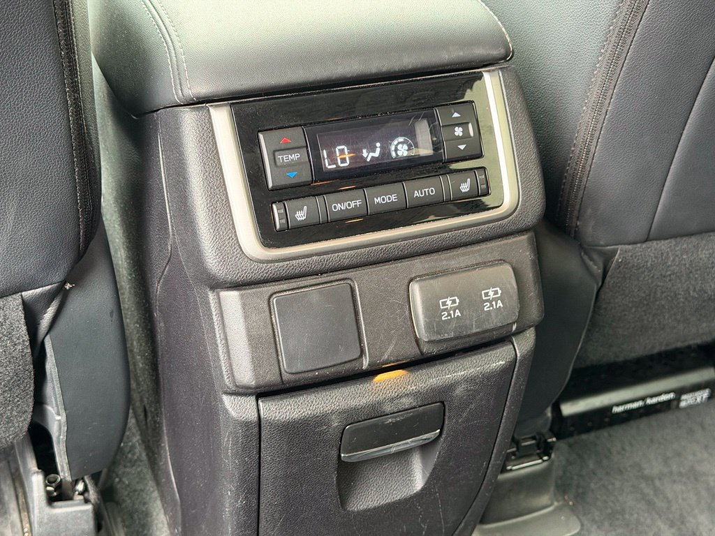 Used 2022 Subaru Ascent Limited w/ Technology Package AWD/4WD image 26