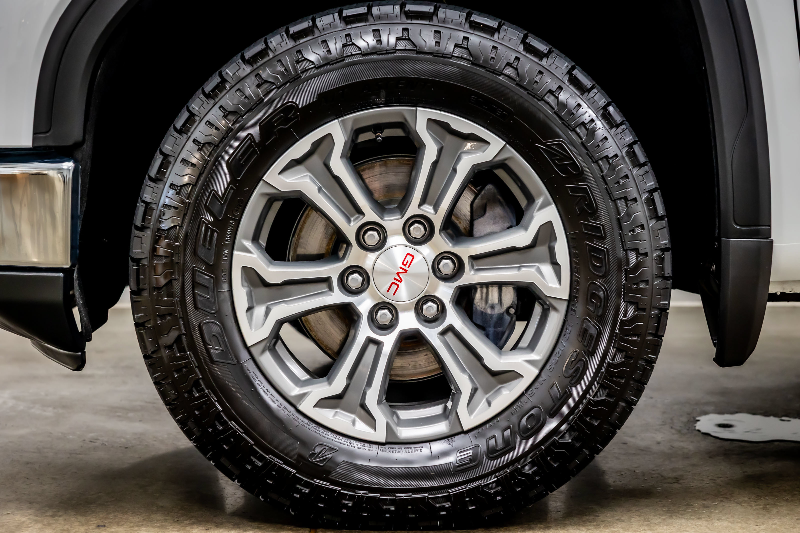 Used 2025 GMC Sierra 1500 Pro w/ Pro Value Package AWD/4WD image 36