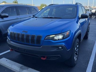 Used 2019 Jeep Cherokee Trailhawk w/ Cold Weather Group