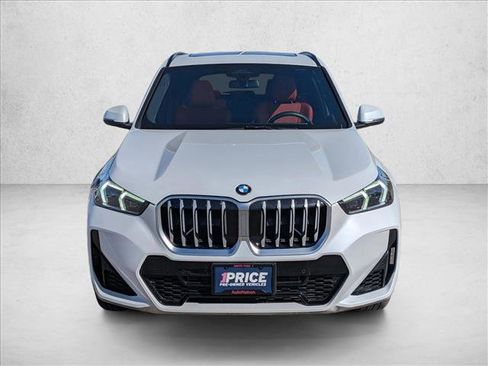 Used 2025 BMW X1 xDrive28i image 2