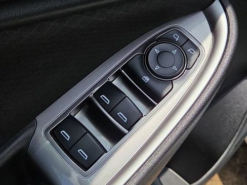 Used 2021 Chevrolet Malibu LS FWD image 24