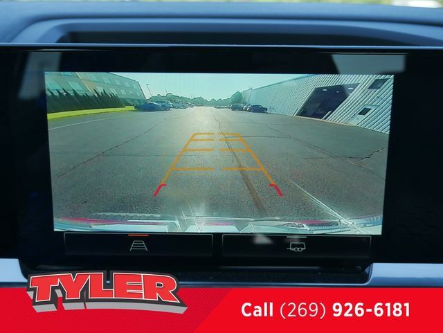 Used 2025 GMC Sierra 1500 SLT AWD/4WD image 50