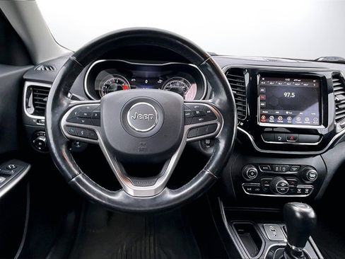 Certified 2020 Jeep Cherokee Limited image 10