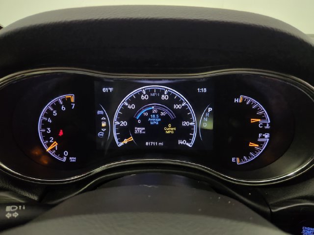 Used 2020 Jeep Grand Cherokee Laredo AWD/4WD image 23
