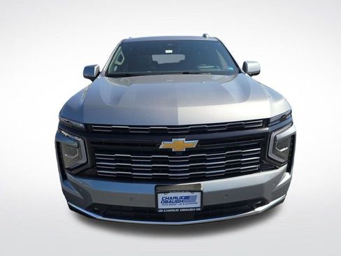 New 2026 Chevrolet Suburban High Country AWD/4WD image 8